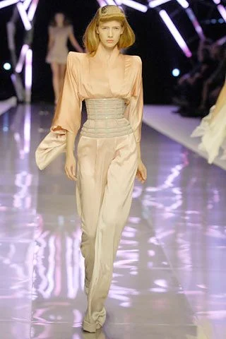 Look 15